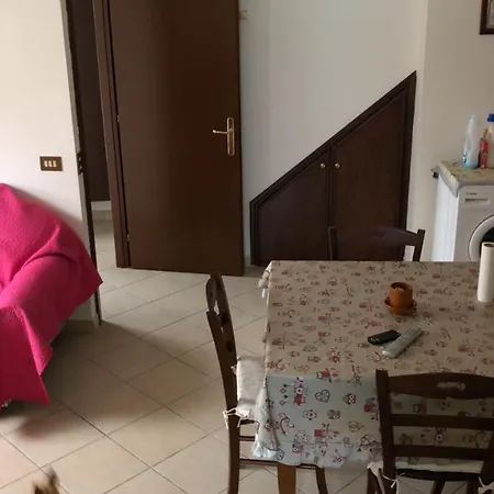 Casa Lucia Apartment *